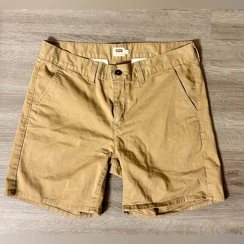 Levi’s shorts